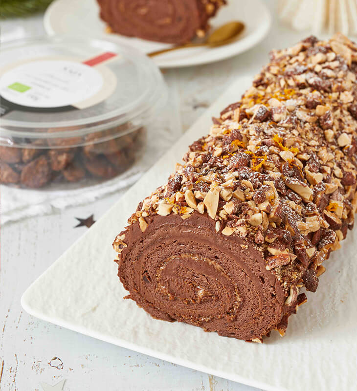 BÛCHE CHOCOLAT ORANGE AMANDES CARAMÉLISÉES CANNELLE