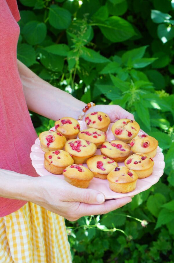 Muffins moelleux groseilles et amandes Maison Naja